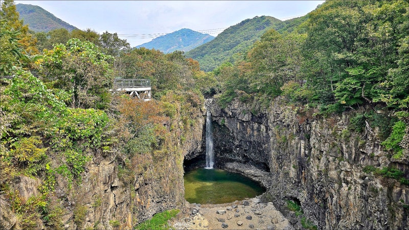 10月の韓国旅行におすすめ ソウル近郊のお出かけスポット 週末ドライブ 漣川（ヨンチョン）才人瀑布