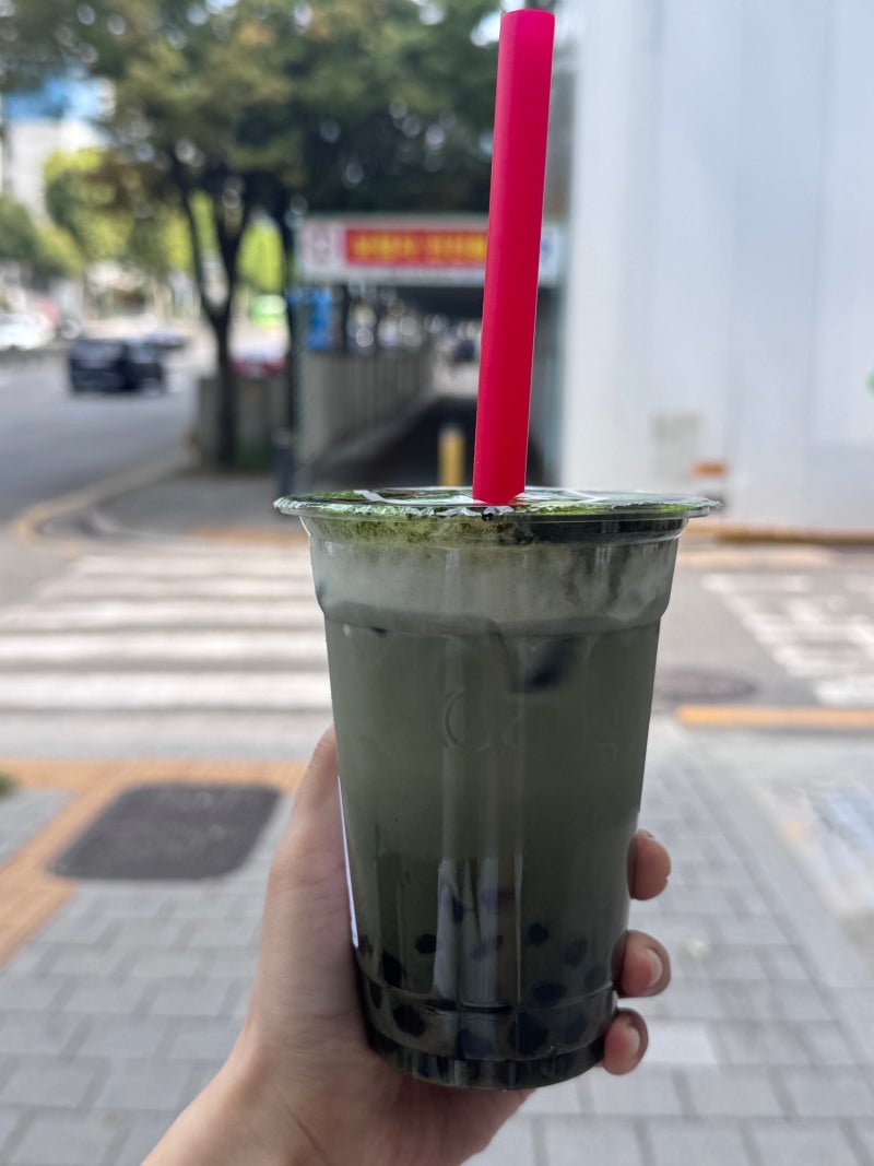 공차 가을 신메뉴 쑥 크림 밀크티 + 펄 | 구황작물 러버라면 놓칠 수 없는 맛