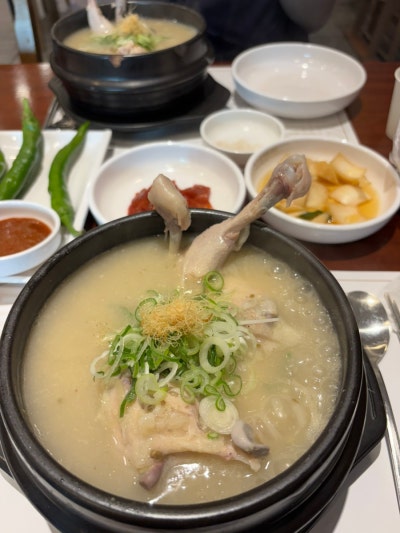 송도 삼계탕 맛집 든든하게 먹을 수 있는 오이삼계탕 송도직영점