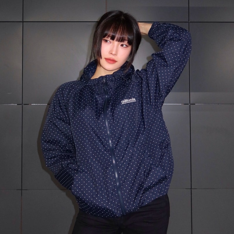 간절기 쌀쌀할 때 딱! 후아유 스티브 패커블 바람막이