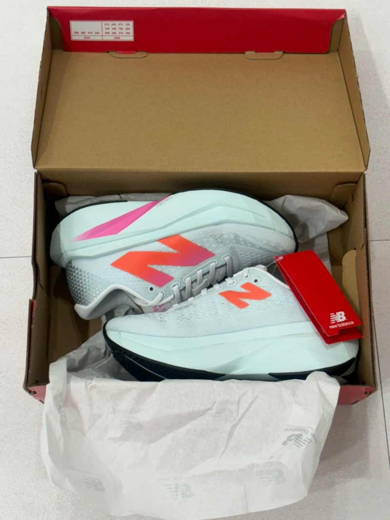 첫 카본 러닝화 후기 뉴발란스 SC Trainer V3 250 사이즈 실사용 리뷰 (노바블라스트5 비교)
