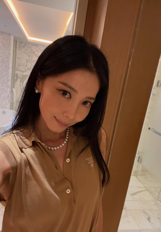 "이혼 11년 만에 재혼했는데…" <b>오윤아</b> 프로필 나이 새 남편 직업·아....