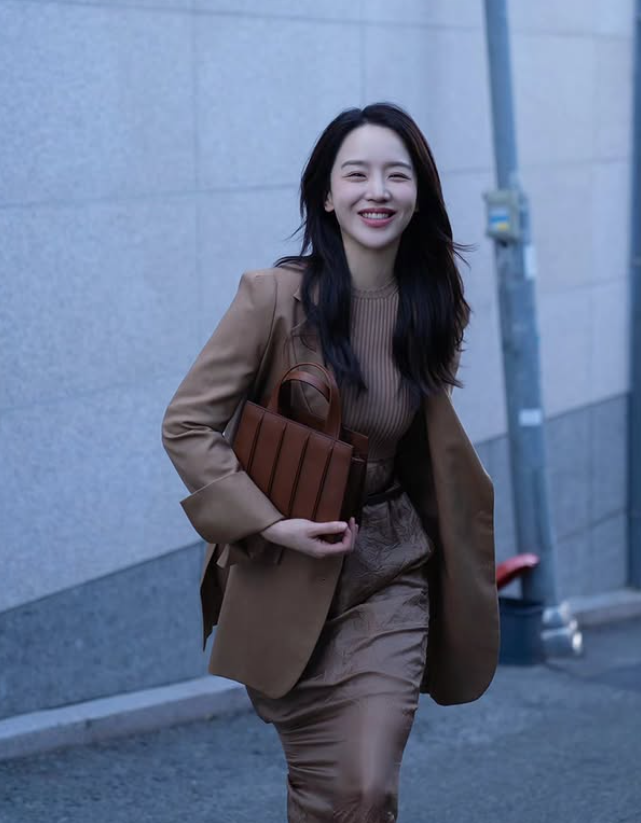 "Her Lines Stick With You" Shin Hye-sun Broke Prejudices with Her Acting Skills Alone, Why Her Next Projects Are Already Lined Up