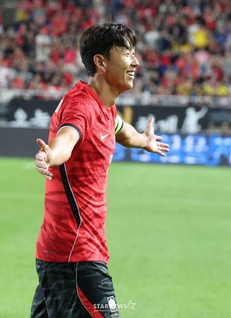 '임시 사령탑' 모레노호, 에콰도르 3-0 완파 한국 축구의 희망으로?