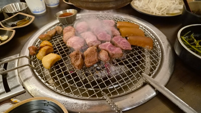 구미 산동 고기집 하늘돼지｜아이와 가기 좋은 놀이방 있는 추석 영업 맛집
