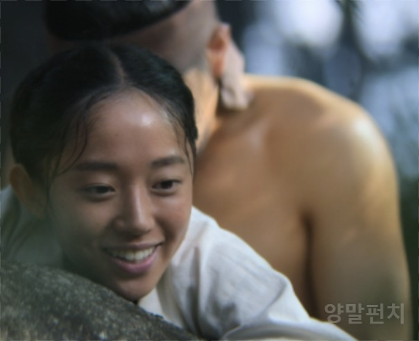손예진·지창욱 다 제치고…〈스캔들〉 8부작 끝에 남은 건 몸종과 하인이었다