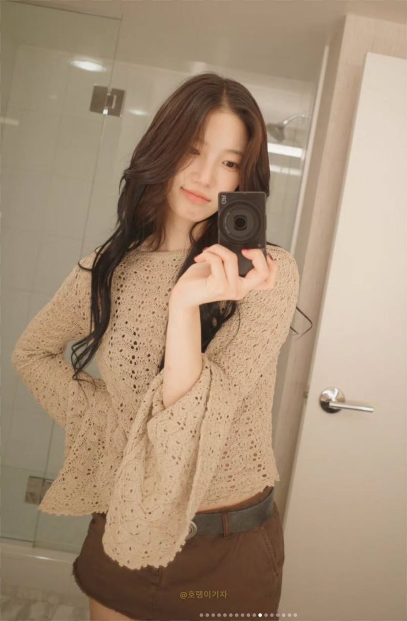 From Suzy's Lookalike to Girlfriend Look Master: Kazuha's Knit Fashion