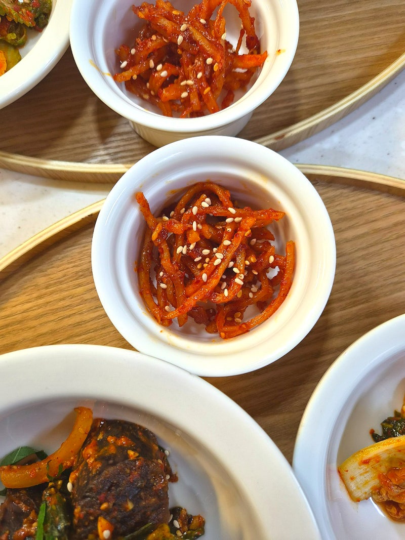 [오늘의 요리 - 진미채볶음] 윤기 좔좔~ 매일 먹어도 질리지 않는 든든한 일주일 밑반찬 :)