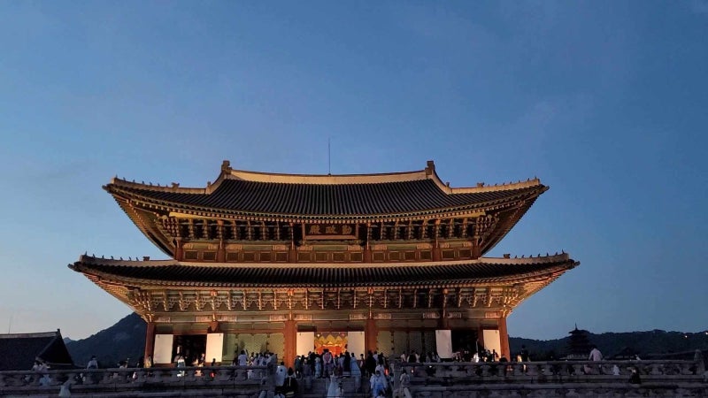'피켓팅' 경복궁 야간개장 예매, 추석 무료개방에도 빠진 이유