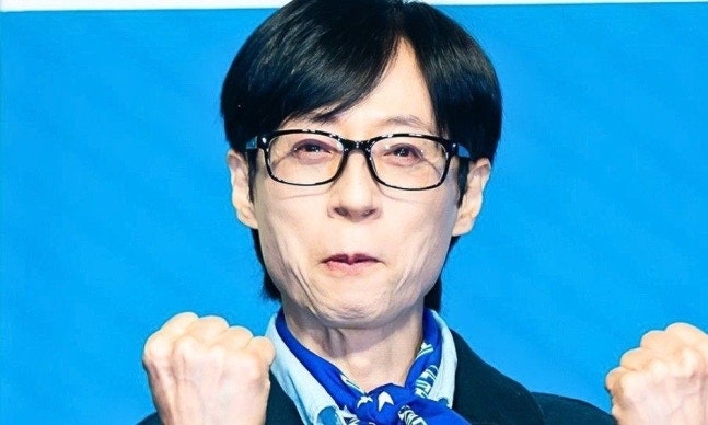 '건강 이상' 유재석, 정준하 새 가게서 포착… 창백한 얼굴에 팬들 "이때부터 아팠나?" 걱정