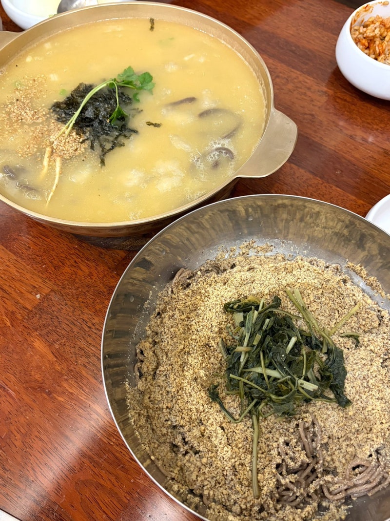 수원막국수 맛집 들깨막국수와 옹심이칼국수 후기 대궐막국수 수원직영점