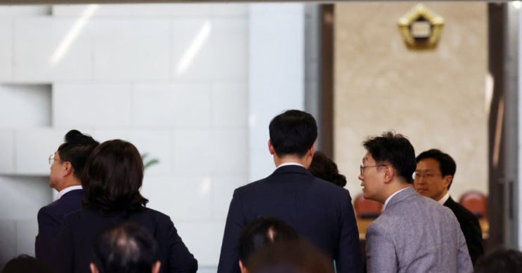 대법원장이 연가 낸 그날, 여당이 놓친 결정적 한 가지