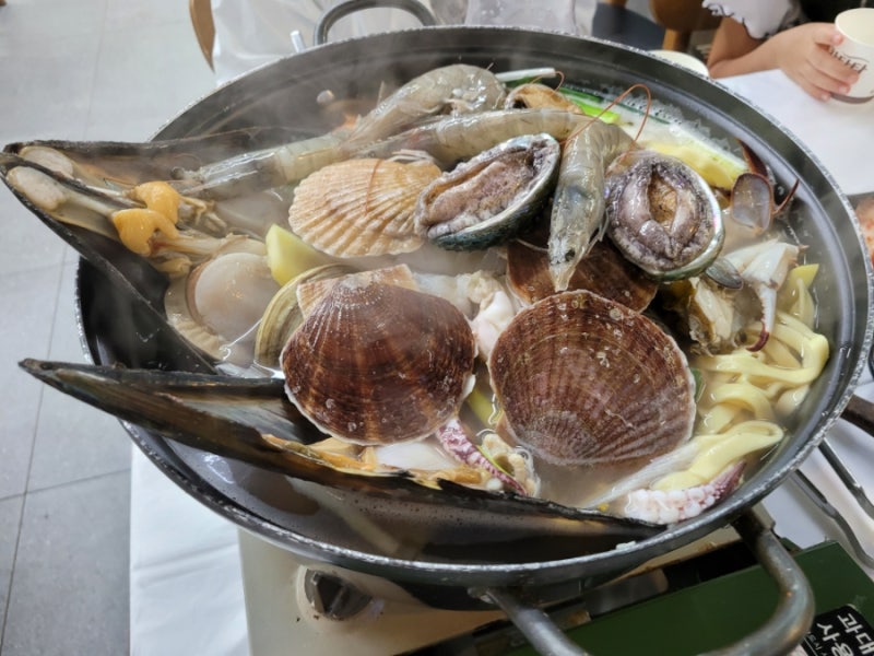 [충남 맛집]서산 간월도 옥경이네 해물칼국수