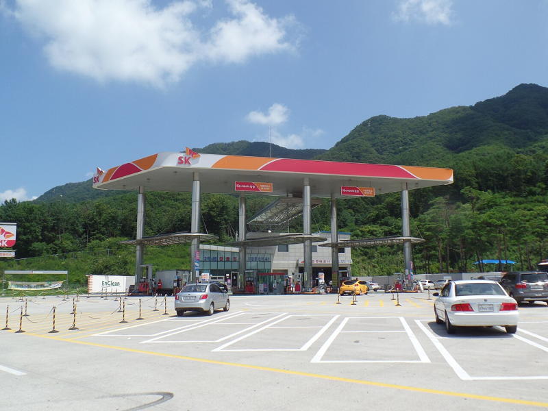 ⛽ 고속도로 주유소 ℓ당 100원 인하 27일까지 226곳, 유류세 인하는 11월 말까지 ~