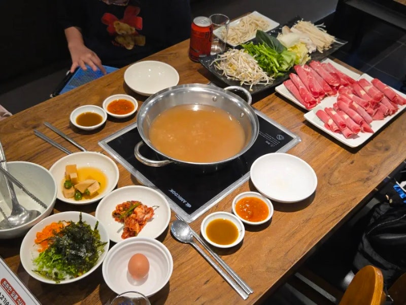 신림역맛집 두둑한샤브칼국수 신림점 신림역 가성비 점심추천 소고기추가 후기
