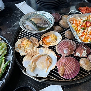 인천 영종도 구읍뱃터 오션뷰 맛집 “별바다 조개구이” 패밀리세트 내돈내산 후기