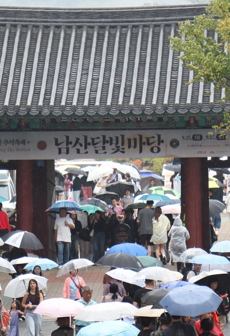 Review of Namsangol Hanok Village Chuseok Festival: Everything You Need to Know from Parking to Restaurants