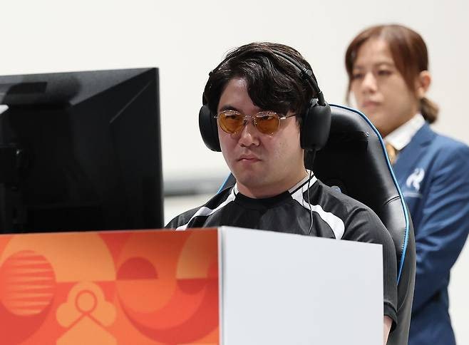 오락실 누비던 40대 형님들, 일본 꺾고 금메달…‘무릎’ 배재민이 마지막에 끝냈다