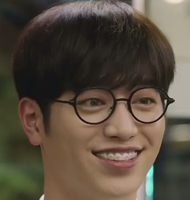 [성인 치아교정] 1~3주차 후기! 발치 후 교정 시작, 얼마나 아플까?