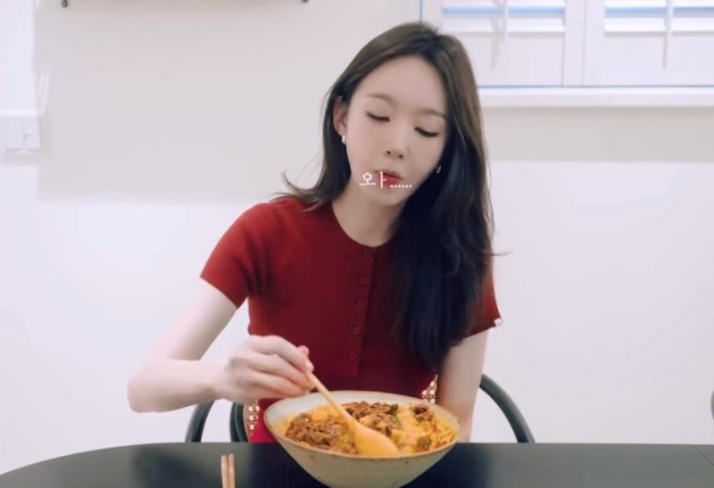 하루한끼만 먹는 다비치 강민경의 감자탕보다 간단한 차돌박이 감자수제비 레시피