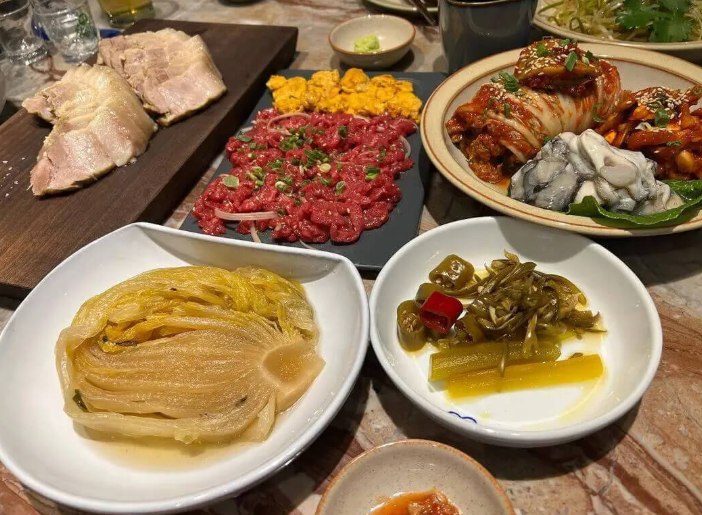 얼굴만 잘하는 줄 알았는데 맛집도 제대로 앎… 정우성이 찾은 서울 맛집 5
