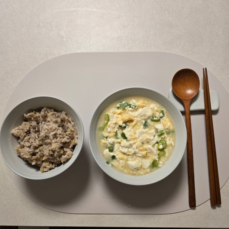 [쉬운레시피] 순두부와 계란으로 하는 국물요리! 순두부계란탕 레시피 (조리시간 : 10분)