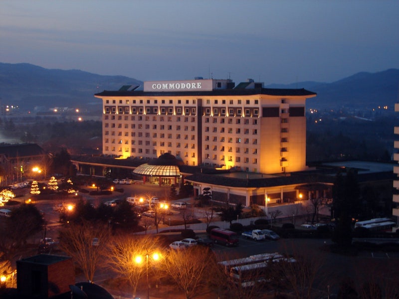 Commodo Hotel Gyeongju: Breakfast, Pool, Sauna, and Buffet Information