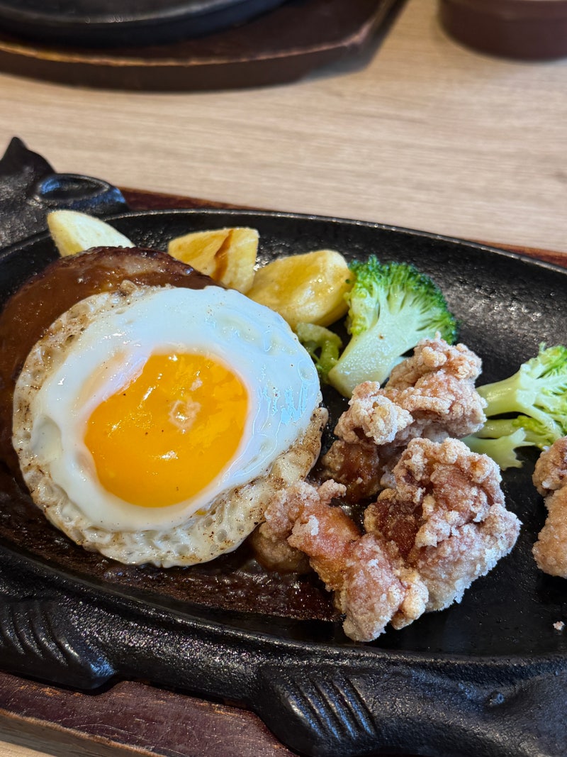 후쿠오카 함바그 맛집 볼크스 VOLKS 일본 패밀리레스토랑 런치 후기