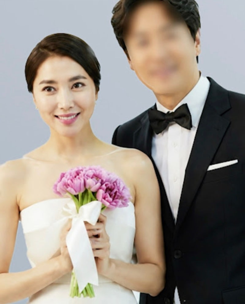 오윤아 재혼 남편 누구? 직업·나이 관심, 결혼 두 달 만에 웨딩화보 계획