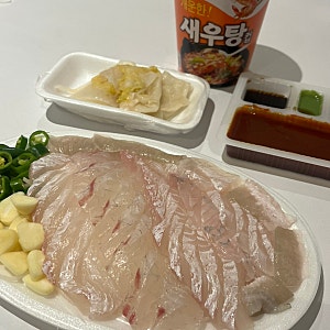 [강릉 은총횟집] 광어 우럭 참돔 다 합해 25,000원? 가성비 짱 중앙시장 횟집 추천
