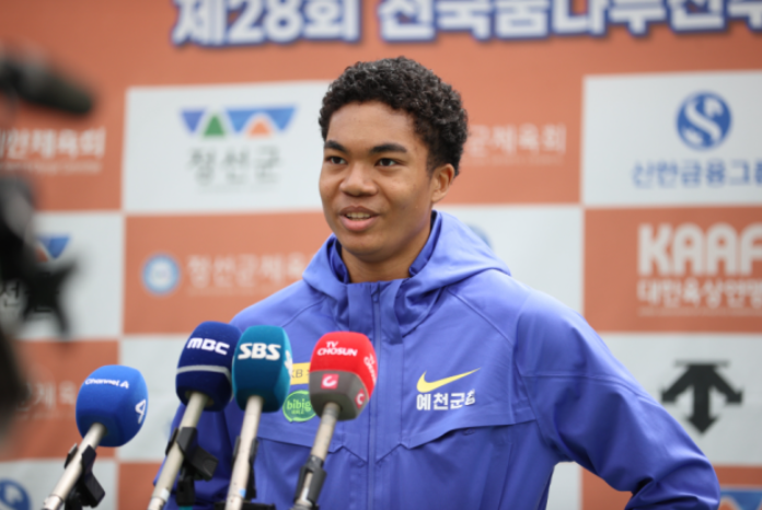 '태양의 후예' 염소 소년, 10년 만에 한국 육상 희망으로 돌아왔다