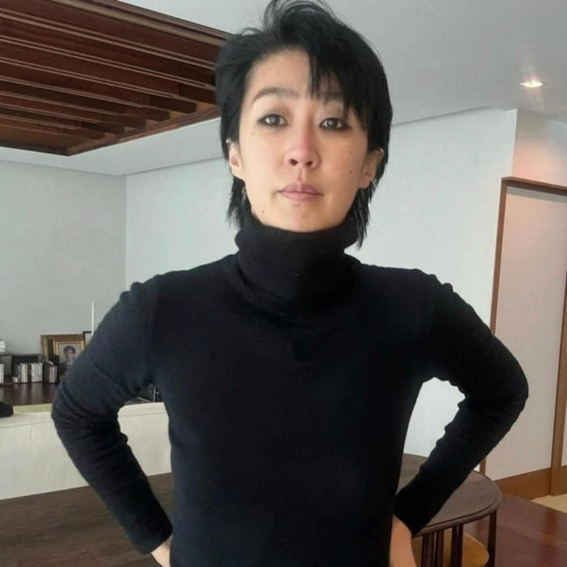 홍진경 프로필, 스물에 걸었던 런웨이에 올해 다시 섰습니다