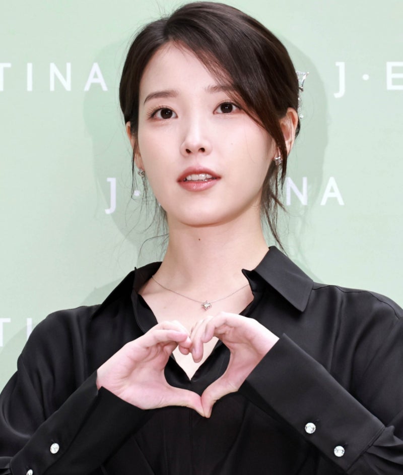 장원영 아이유 노래로 셀프 뮤비, '이별로부터'에 담긴 두 사람 인연