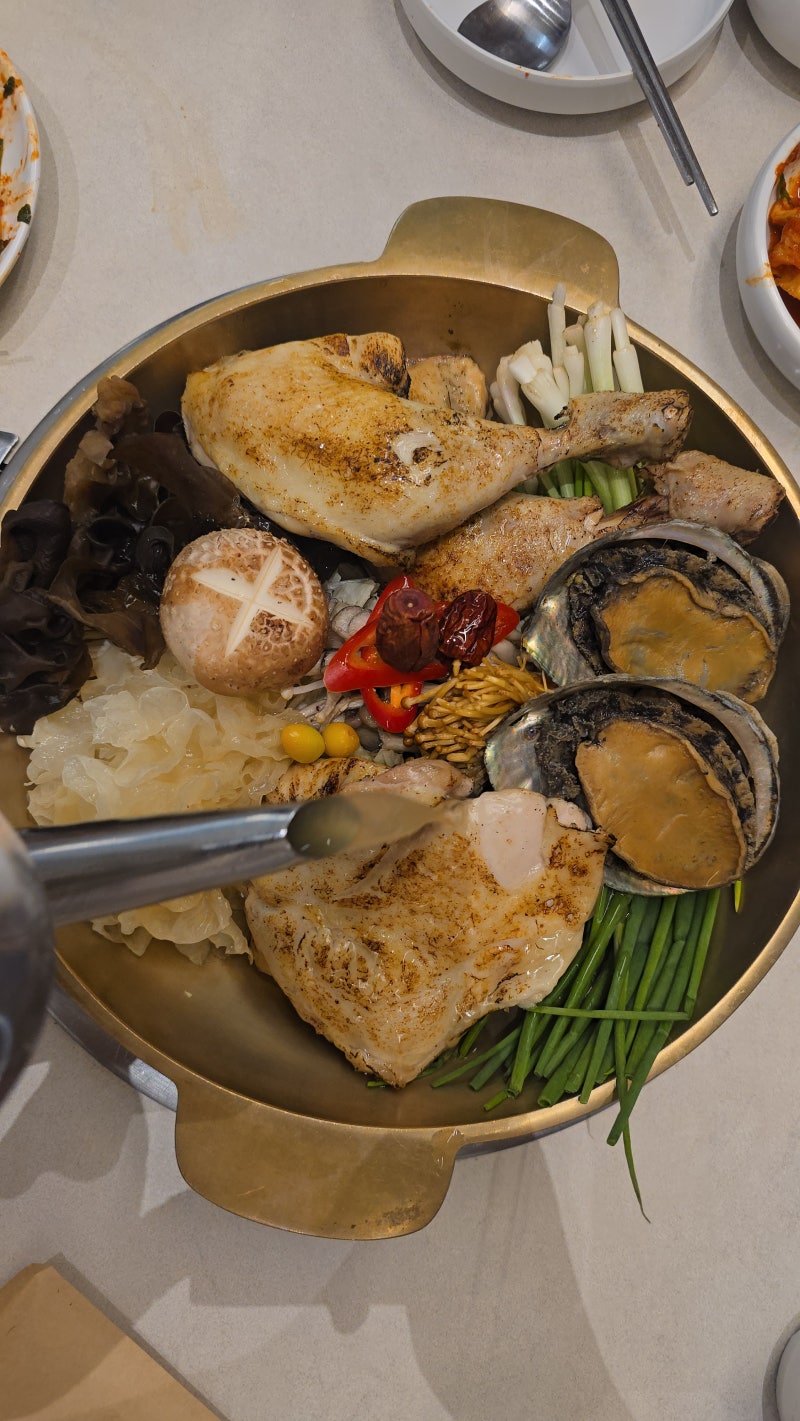 서울식물원 방문후 맛집 찾으세요? 마곡 원그로브맛집 삼계