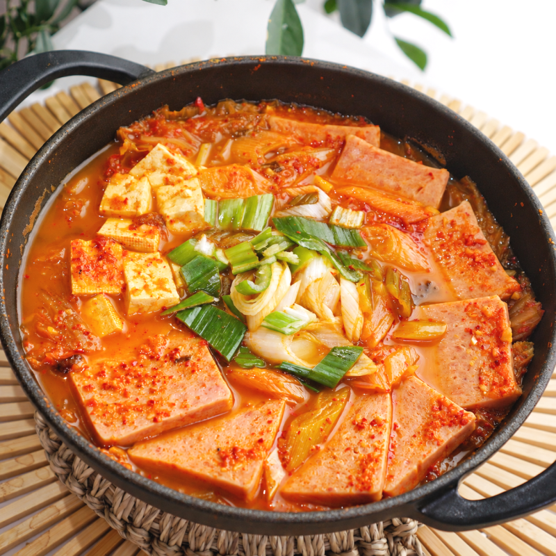 추석 선물로 들어온 스팸 이렇게 드세요! 칼칼하고 개운한 스팸 김치찌개 레시피