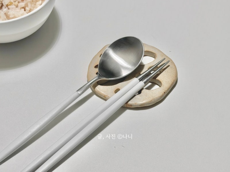신혼집 느낌 예쁜수저세트 달퍼 한식 부부수저세트 써봤어요