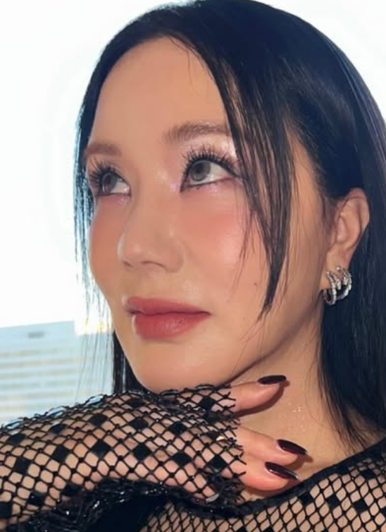 "시누이 설거지 시키는 올케 봤냐" 쎈언니 엄정화 명절엔 설거지 담당?