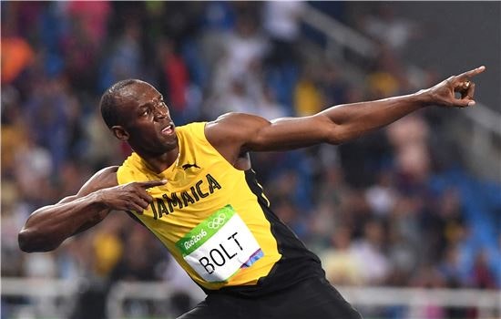 우사인 볼트 100m 기록 깬 로봇 등장,사인 볼트 100m 기록 깬 로봇 등장, 정작 본인은 무덤덤했....