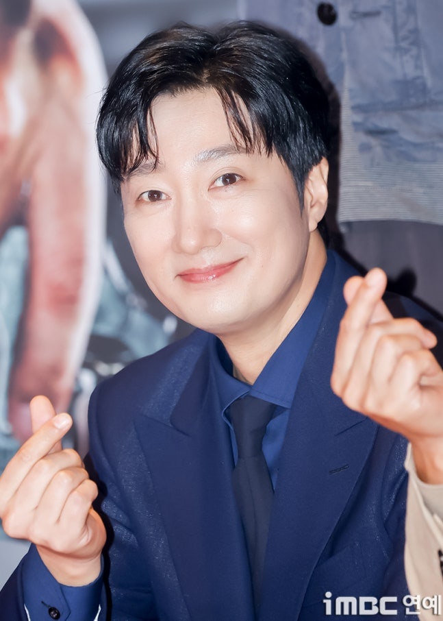 박해일 영화 암살자들, 4년 만의 복귀작이 남긴 말