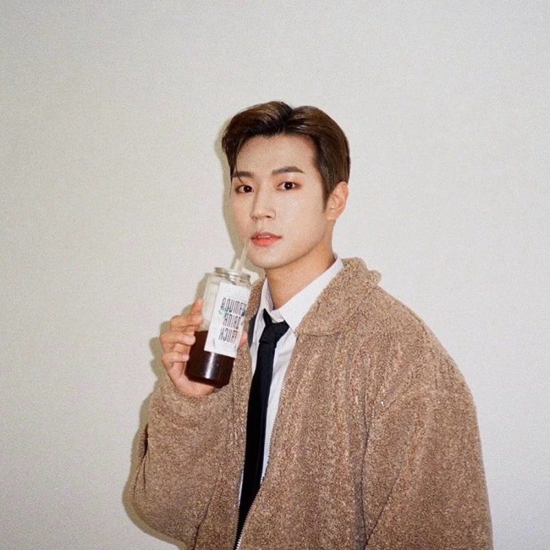 “너에게 다이브 감독이 찾던 ‘문짝남’이 딱 이 사람이었다” 박서함 프로필 나이 키 MBTI ....
