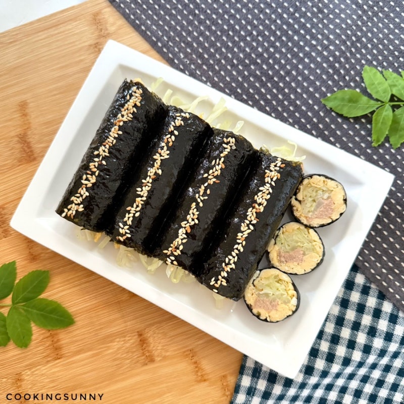 “김밥을 이렇게 싸면 실컷 먹어도 살 안쪄요!” 밥없는 참치 양배추 꼬마김밥 다이어트김밥