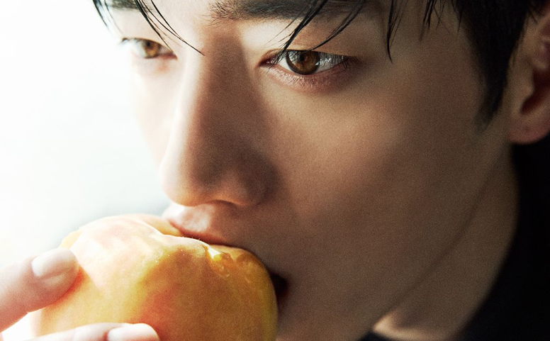 Seo Kang-joon's 'OFF DUTY' pictorial released | An even deeper aura from his unadorned face