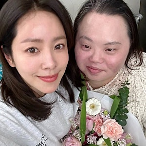 "내가 임신 이라고요?".. 다운증후군 서은혜 작가 조영남 인스타 엄마