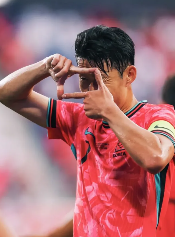 "손흥민 마지막 한골 남았다" 한국 축구 역사 쓸수 있을까
