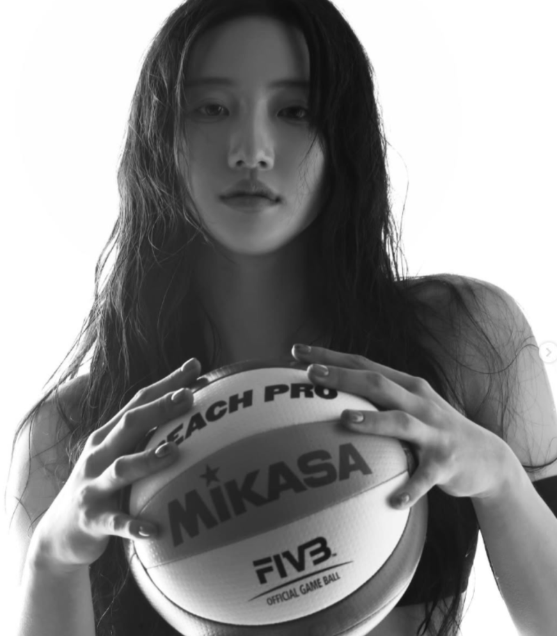 "술집여자 같다.. 노출증 걸렸냐" 결국 실력으로 16강 진출한 신지은 프로필 인스타 나이 미모