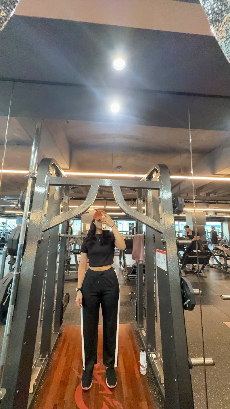 ⌈리뷰⌋여성 트레이닝 팬츠 추천 사이드라인으로 다리가 길어 보이는 운동복
