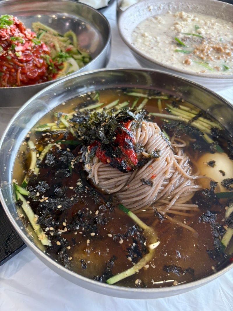 강릉여행 현지인 추천 맛집 메밀김밥 들깨순두부 강문해변 바다뷰 고씨네 동해막국수