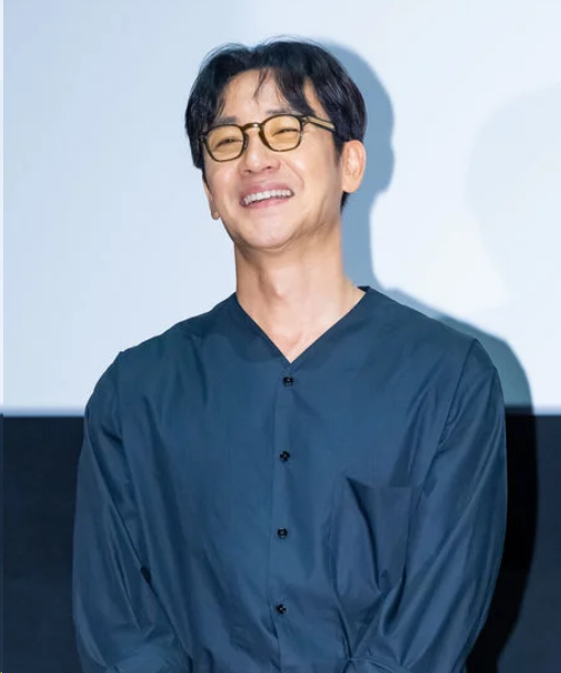 엄태웅, '암살자(들)'로 3년 만에 복귀…관람객 극찬이 의미하는 것