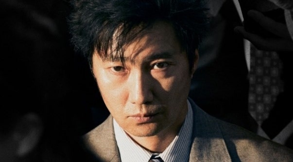 '암살자(들)' 추석 연휴 1위 등극, 개봉 이틀 만에 44만 명 돌파하며 흥행 질주