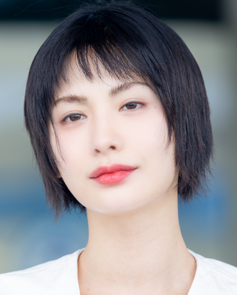 나나 다시 얇아진 입술…필러 논란 뒤 달라진 얼굴, 파격 머리 변화까지